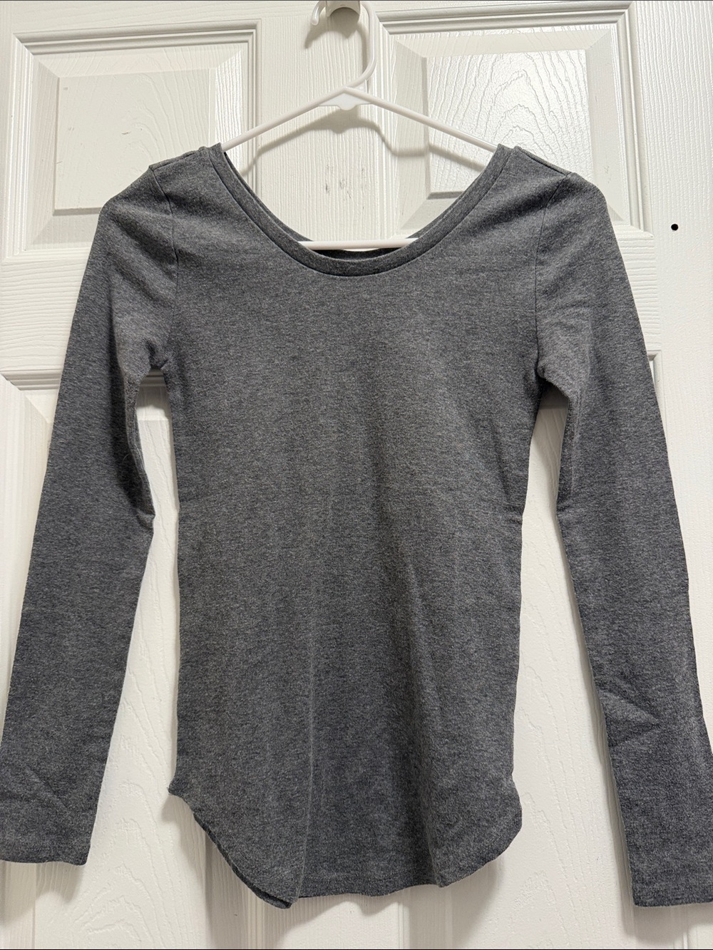 LOFT Heather Gray Scoop Neck Long Sleeve Top